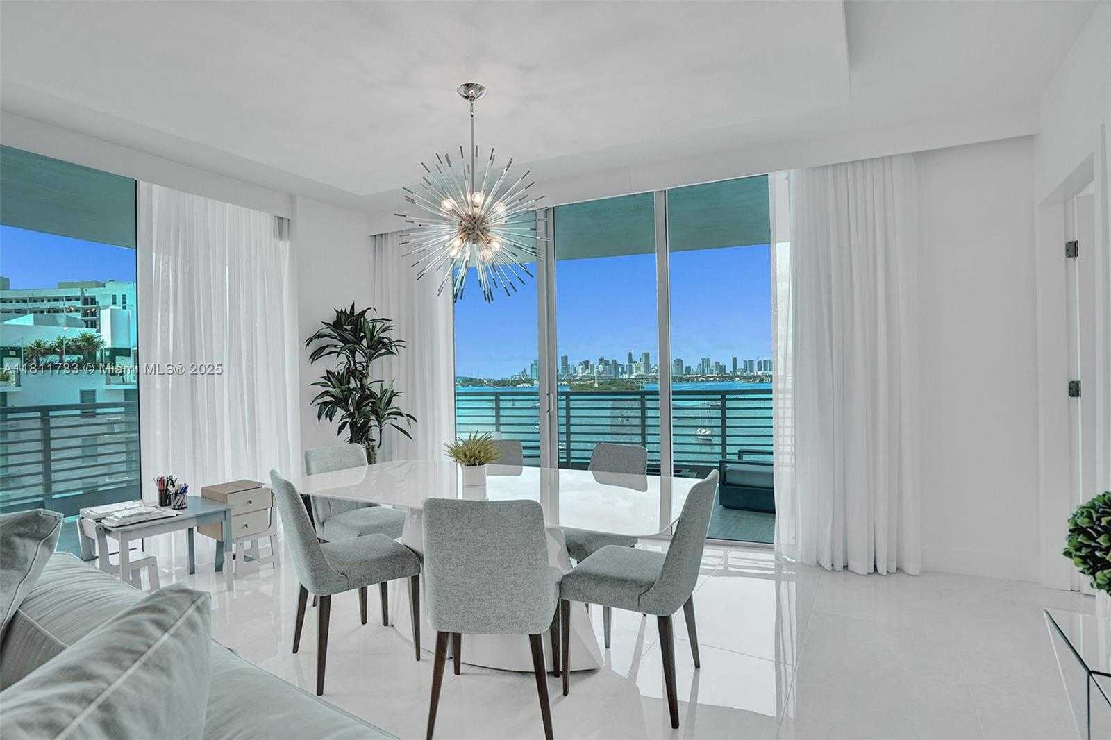 Small Image of 1445 16TH ST #702, Miami Beach Number 2