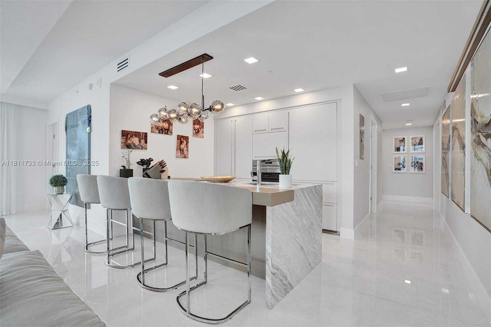 Small Image of 1445 16TH ST #702, Miami Beach Number 3