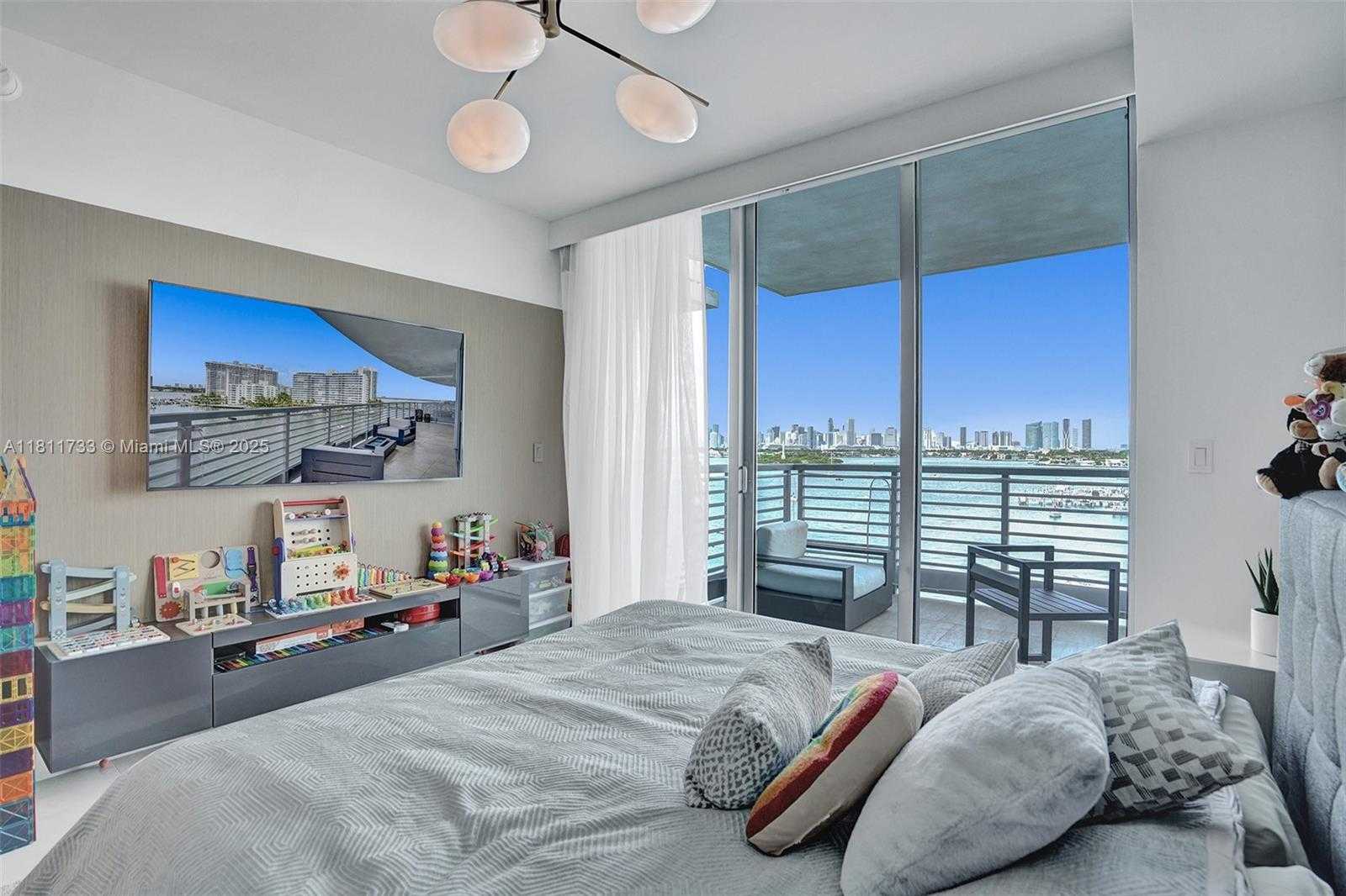 Small Image of 1445 16TH ST #702, Miami Beach Number 6