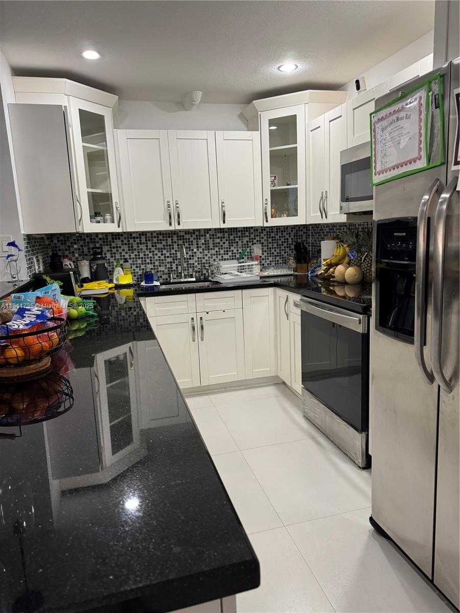 Small Image of 13953 SOUTH WEST 46TH TER #113-C, Miami Number 14