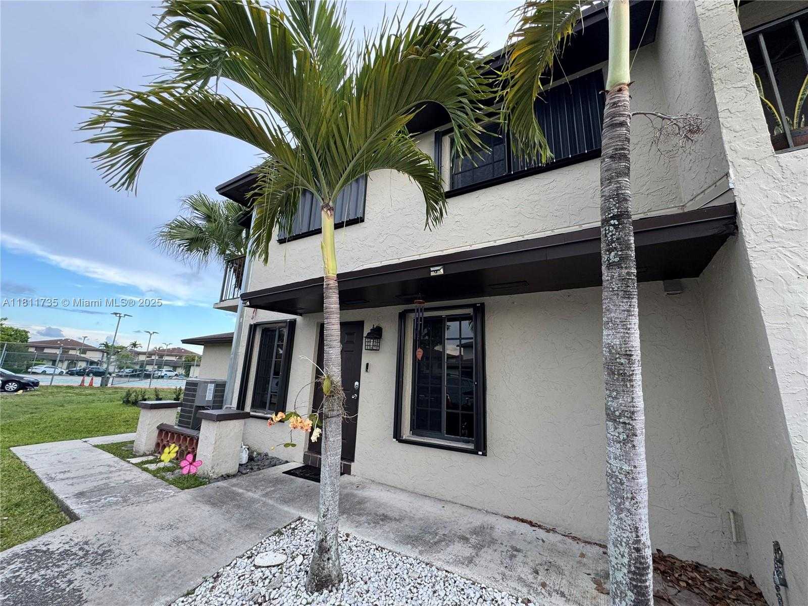 Small Image of 13953 SOUTH WEST 46TH TER #113-C, Miami Number 3