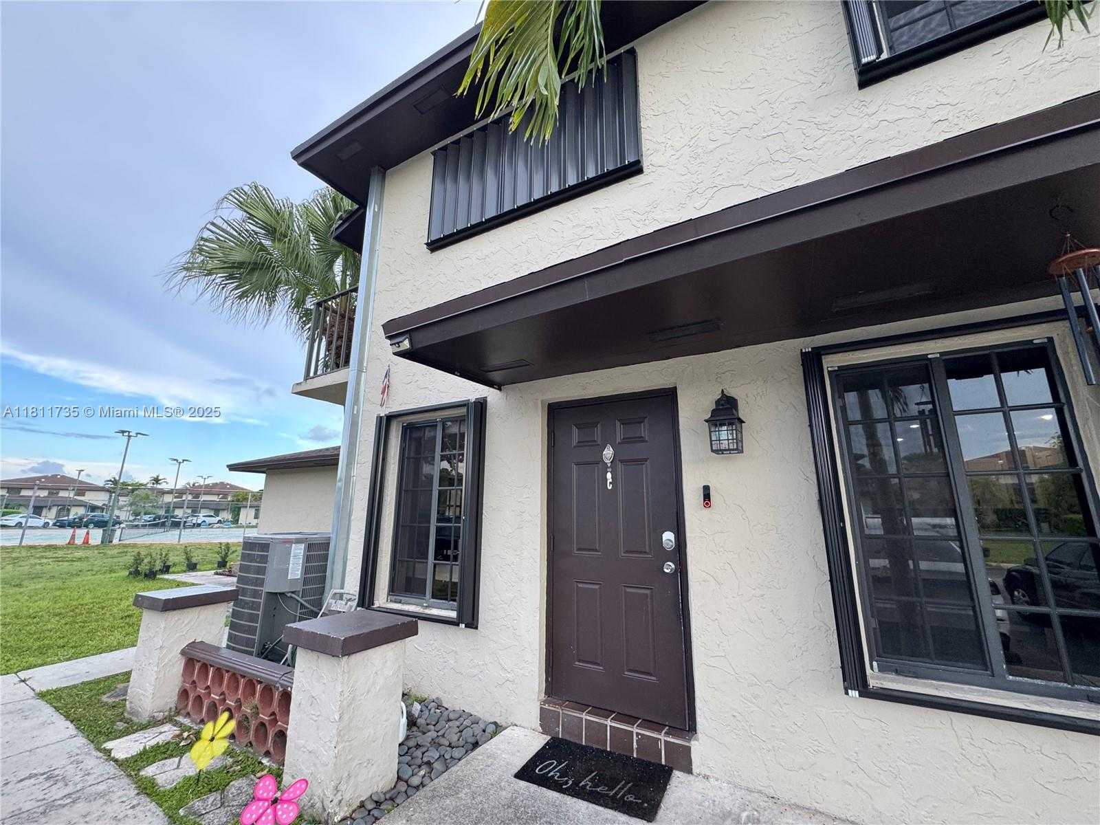 Small Image of 13953 SOUTH WEST 46TH TER #113-C, Miami Number 4