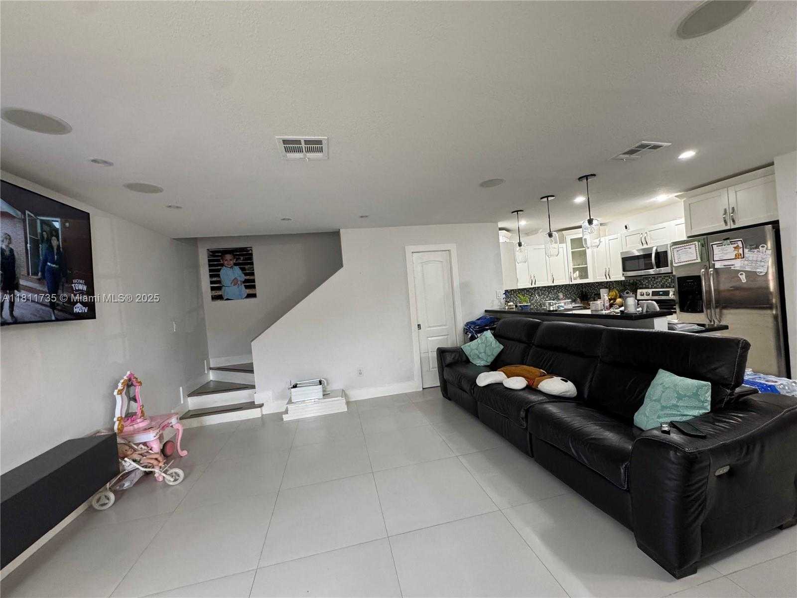 Small Image of 13953 SOUTH WEST 46TH TER #113-C, Miami Number 8