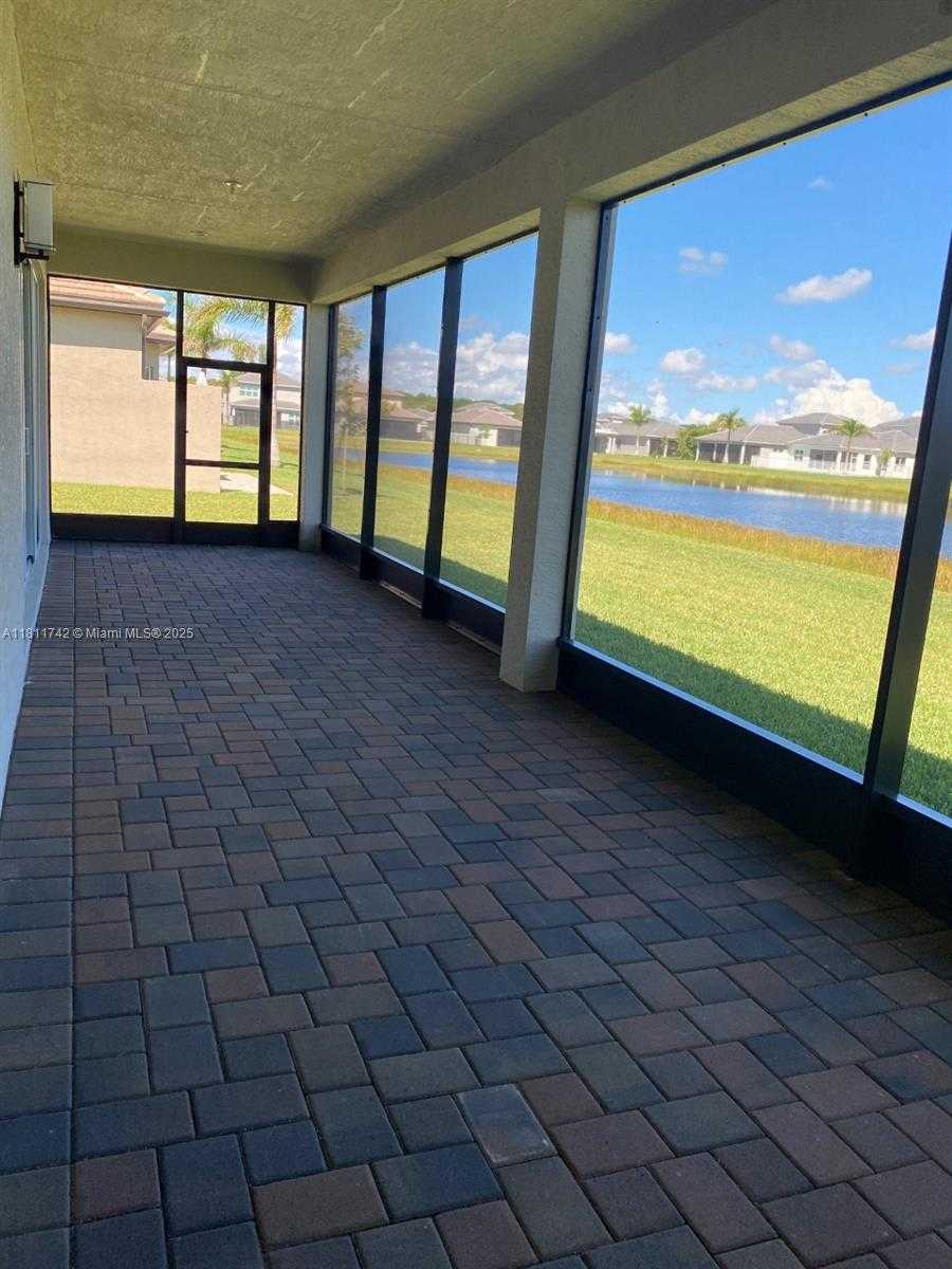 Small Image of 7765, Delray Beach Number 15