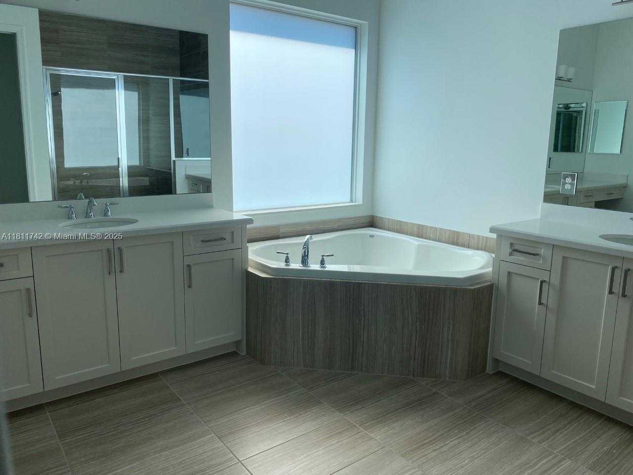 Small Image of 7765, Delray Beach Number 19