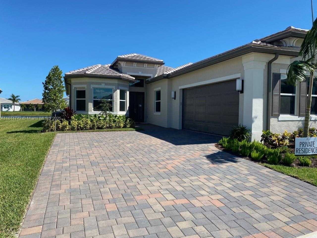 Small Image of 7765, Delray Beach Number 2