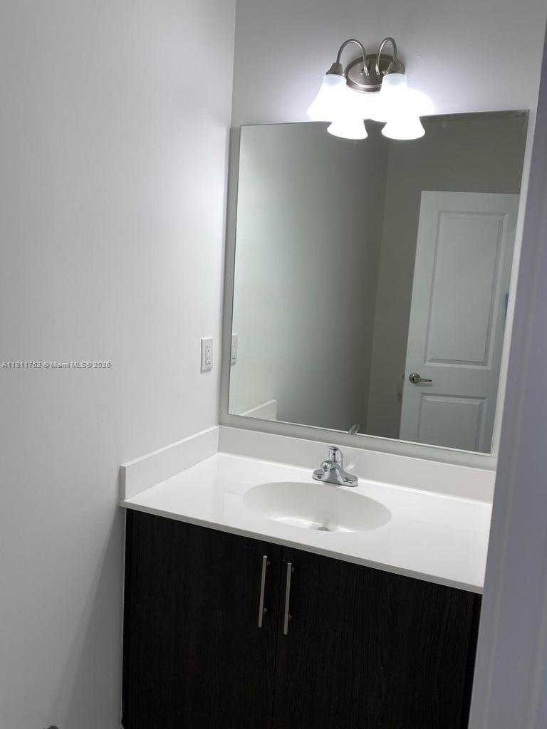 Small Image of 15520 SOUTH WEST 136TH ST #211, Miami Number 9
