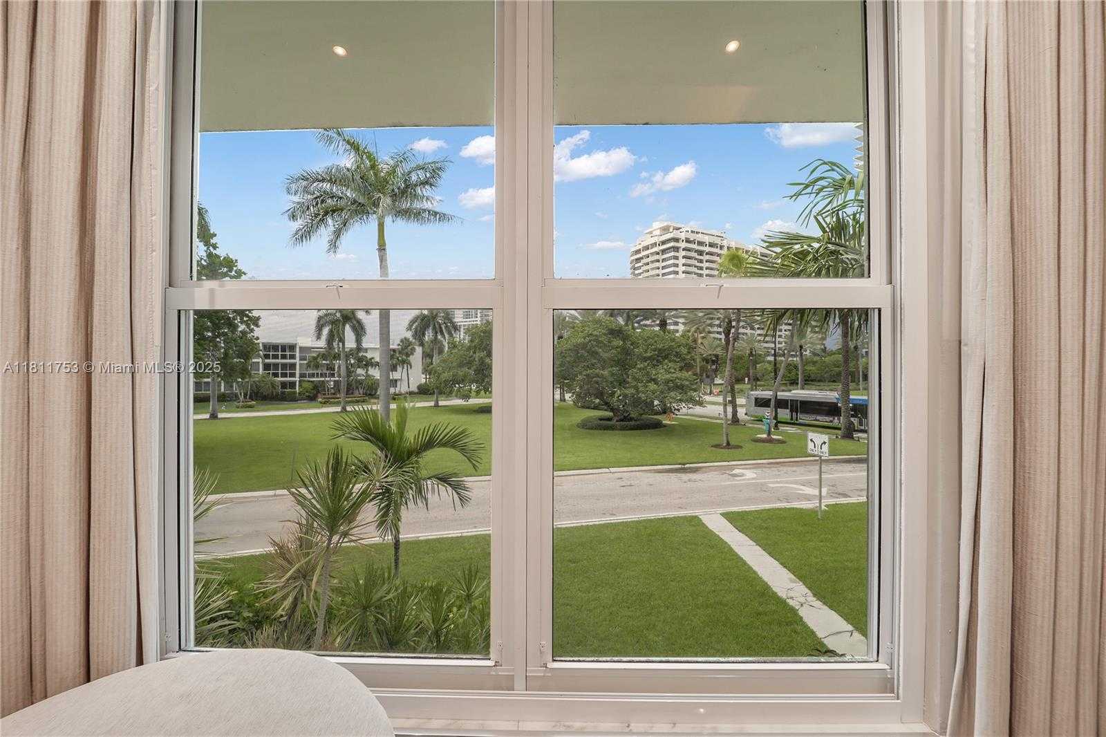 Small Image of 10190 COLLINS AVE #204, Bal Harbour Number 11