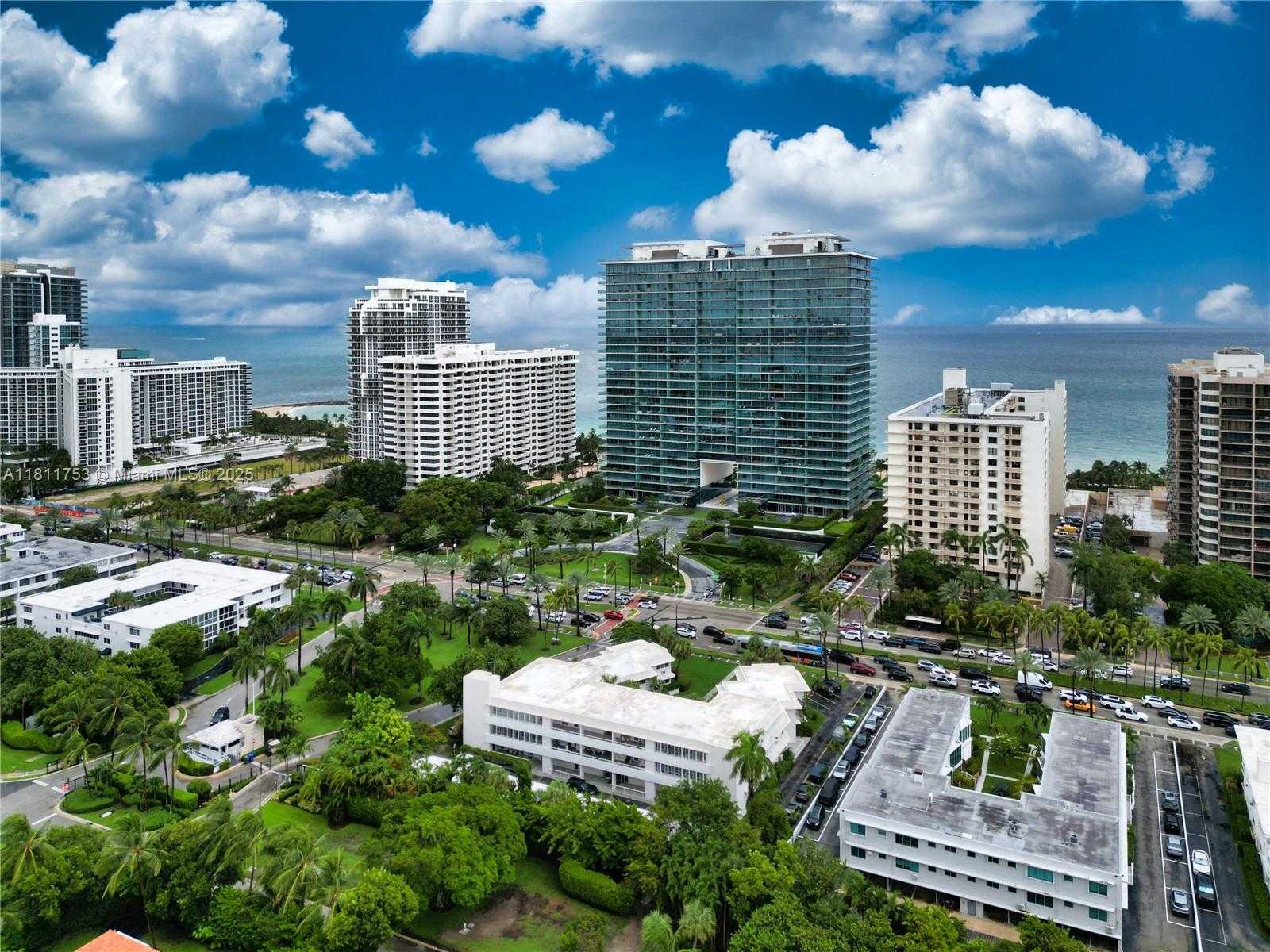 Small Image of 10190 COLLINS AVE #204, Bal Harbour Number 14
