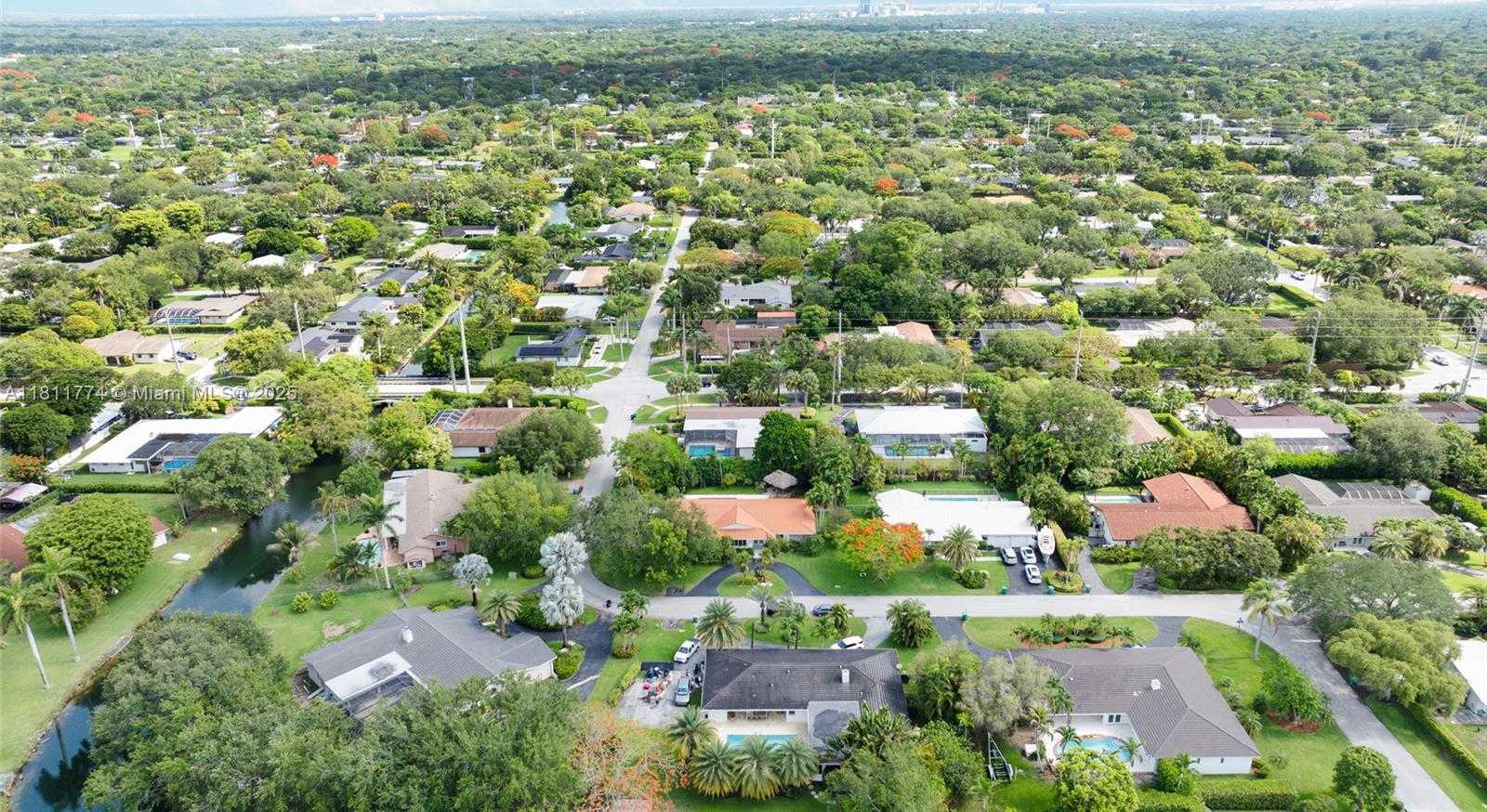 Small Image of 7775 SOUTH WEST 145TH ST #N/A, Palmetto Bay Number 37