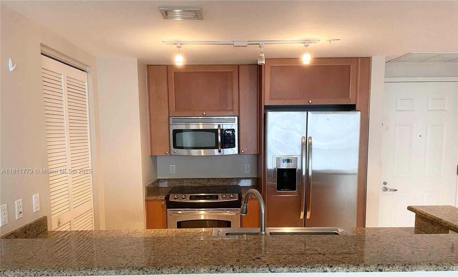 Small Image of 55 MERRICK WAY #702, Coral Gables Number 5