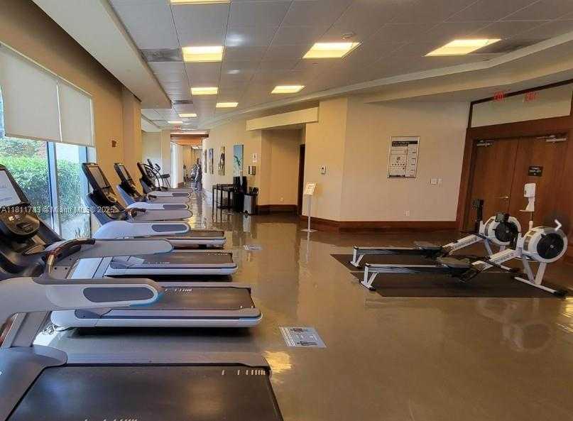 Small Image of 1060 BRICKELL AVE #3909, Miami Number 20