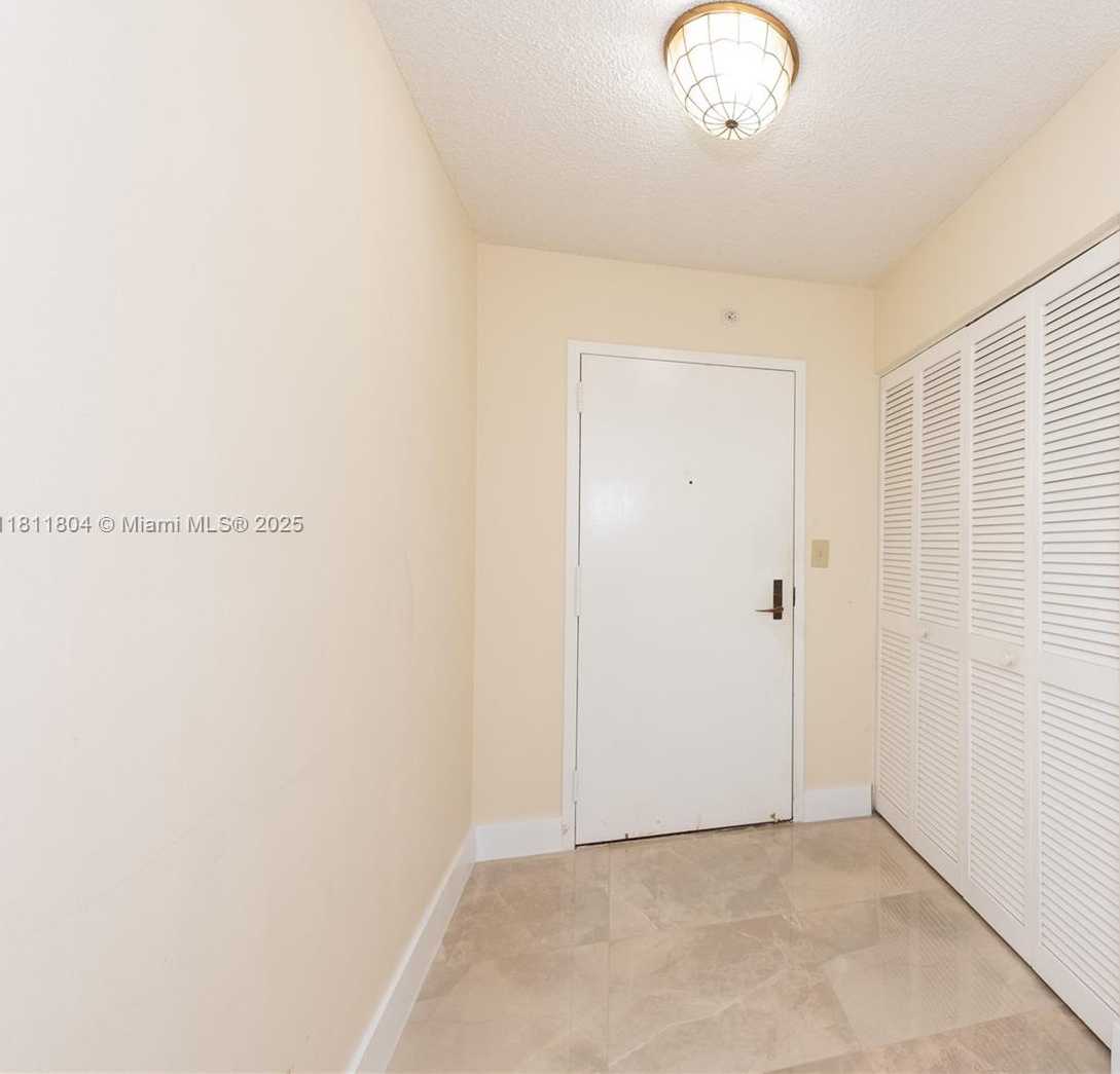 Small Image of 600 BILTMORE WAY #1014, Coral Gables Number 3