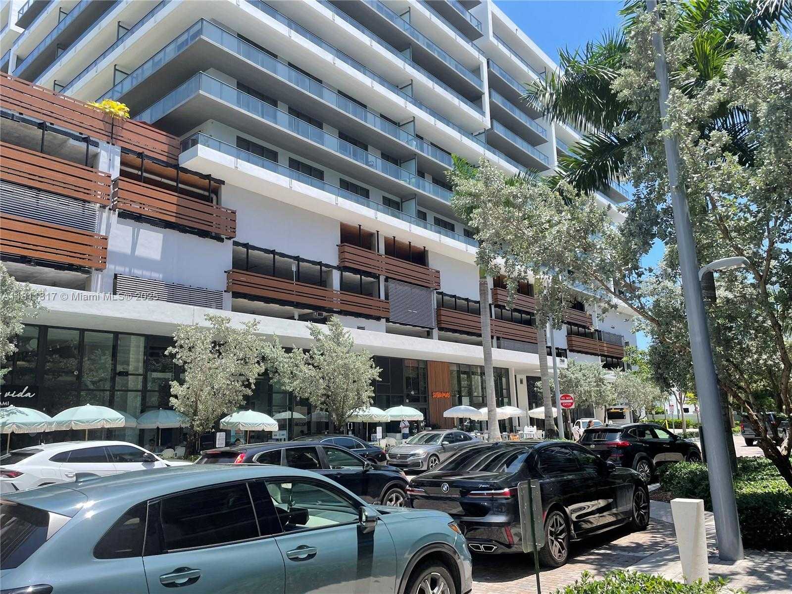 Small Image of Aventura Number 50