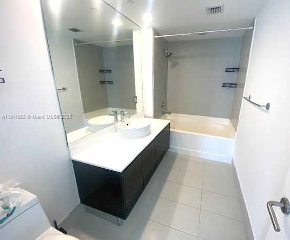 Small Image of 31 SOUTH EAST 6TH ST #2102, Miami Number 7