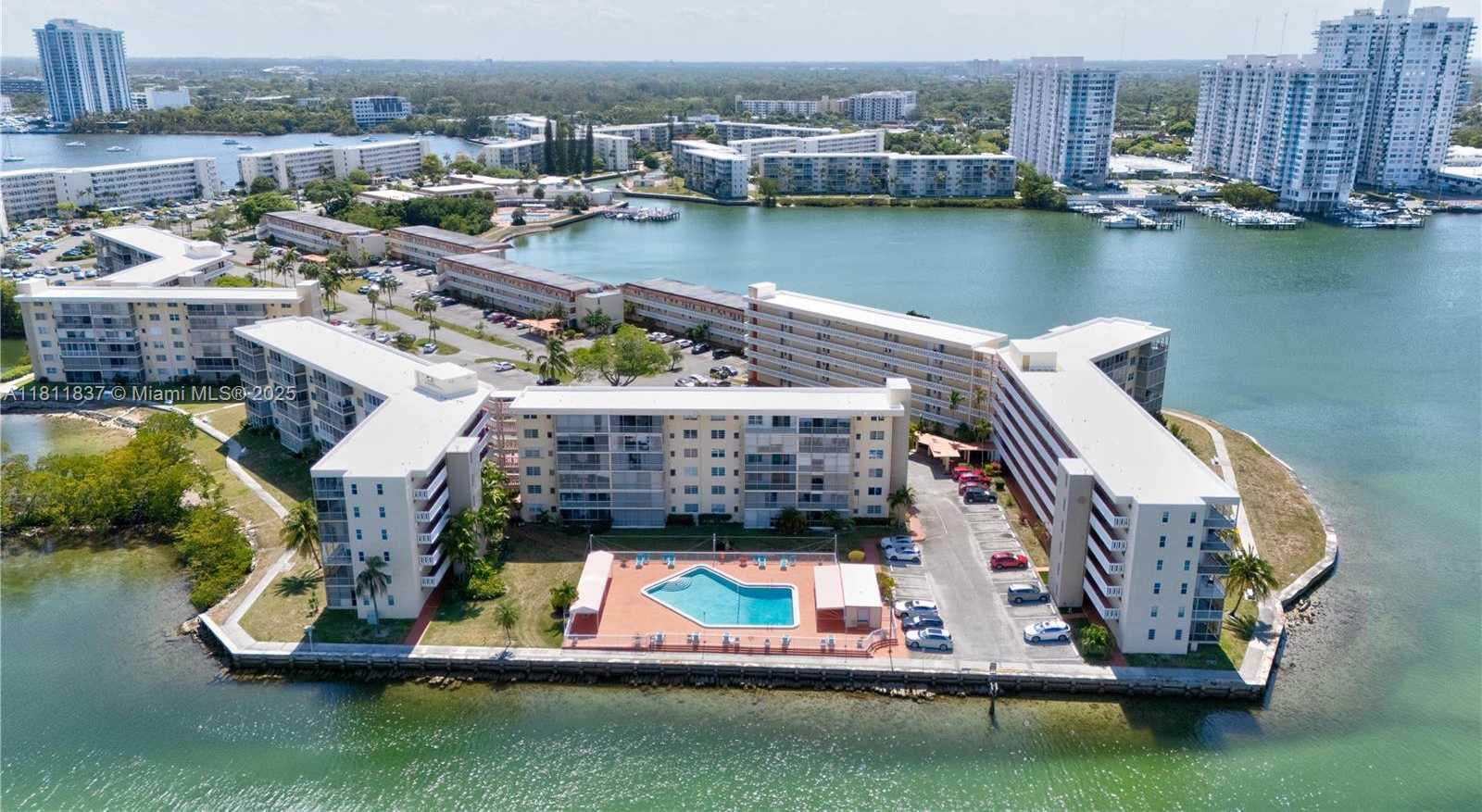 Small Image of 2999 POINT EAST DR #C310, Aventura Number 25