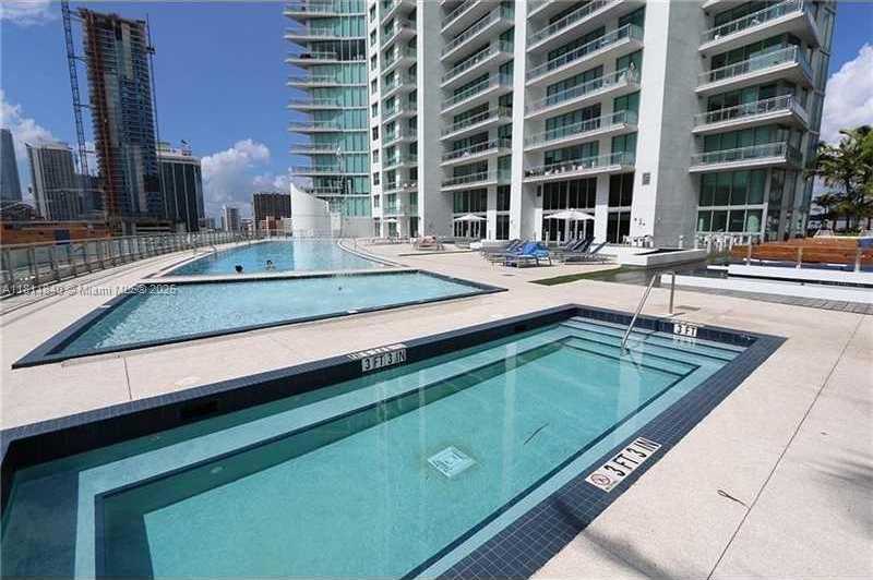 Small Image of 92 SOUTH WEST 3RD ST #3707, Miami Number 15