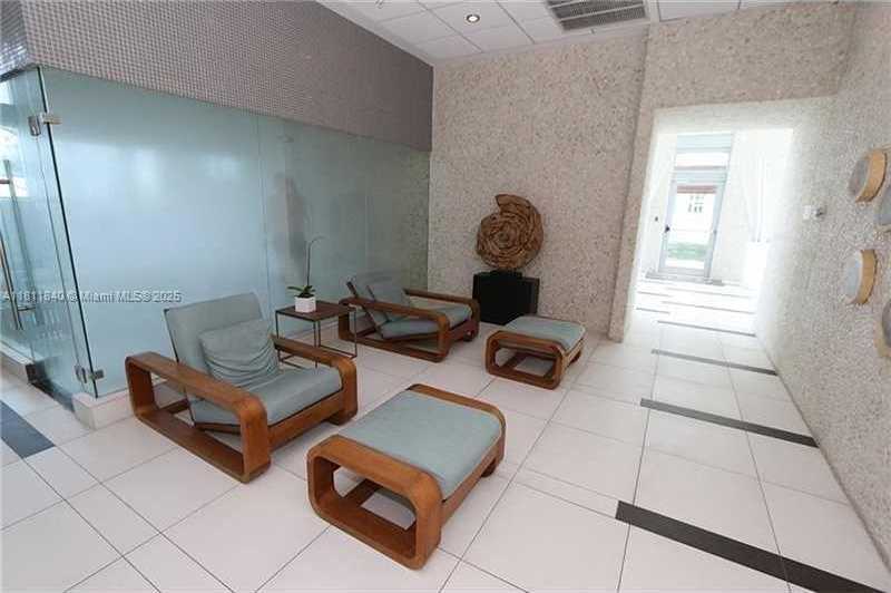 Small Image of 92 SOUTH WEST 3RD ST #3707, Miami Number 19