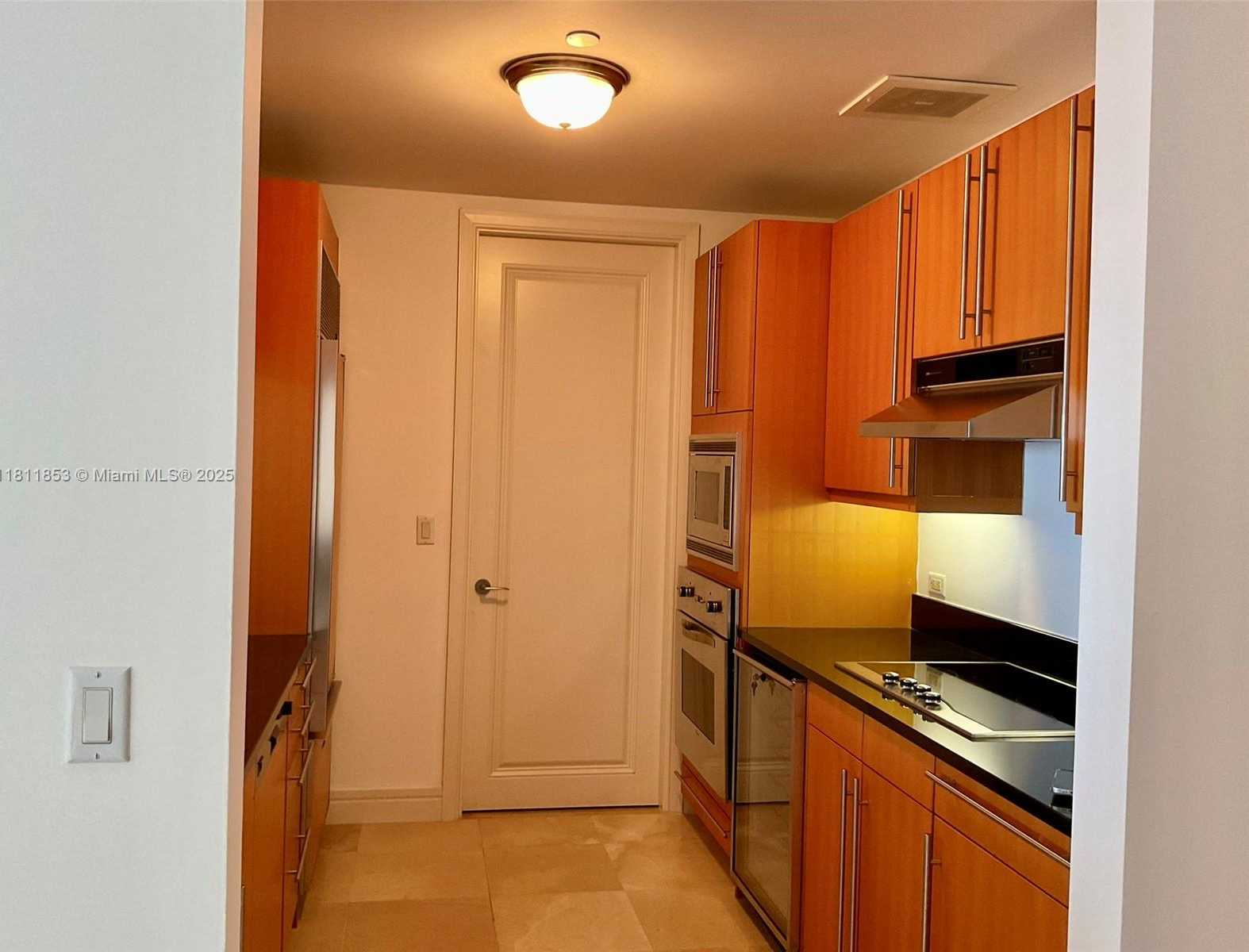 Small Image of 1425 BRICKELL AVE #55A, Miami Number 18