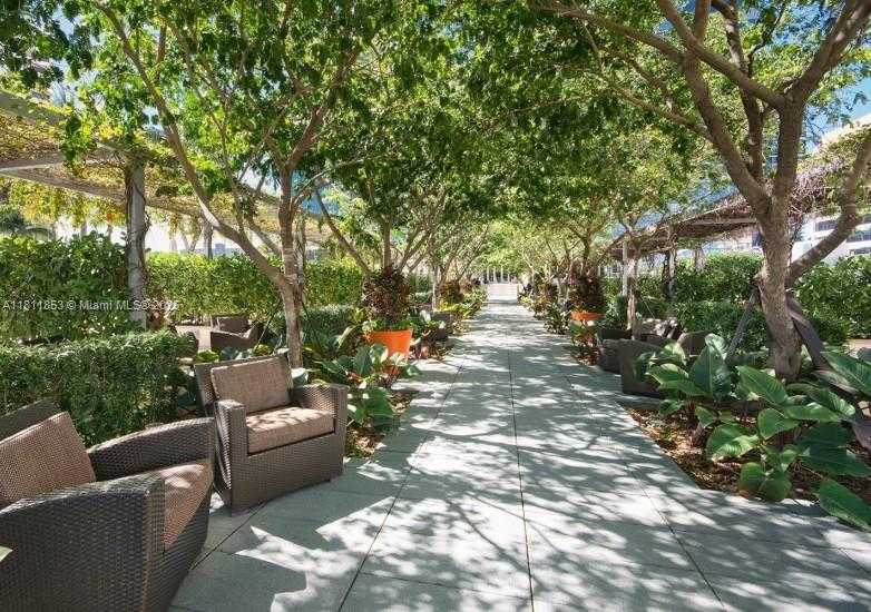 Small Image of 1425 BRICKELL AVE #55A, Miami Number 25