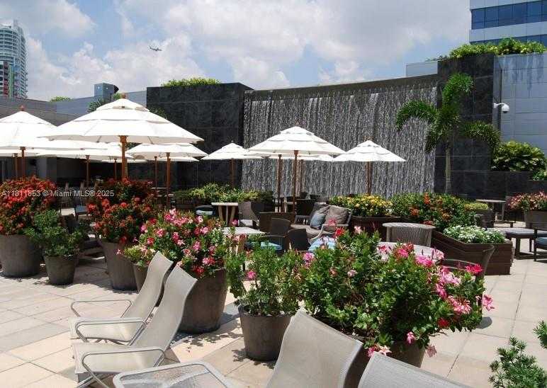 Small Image of 1425 BRICKELL AVE #55A, Miami Number 26