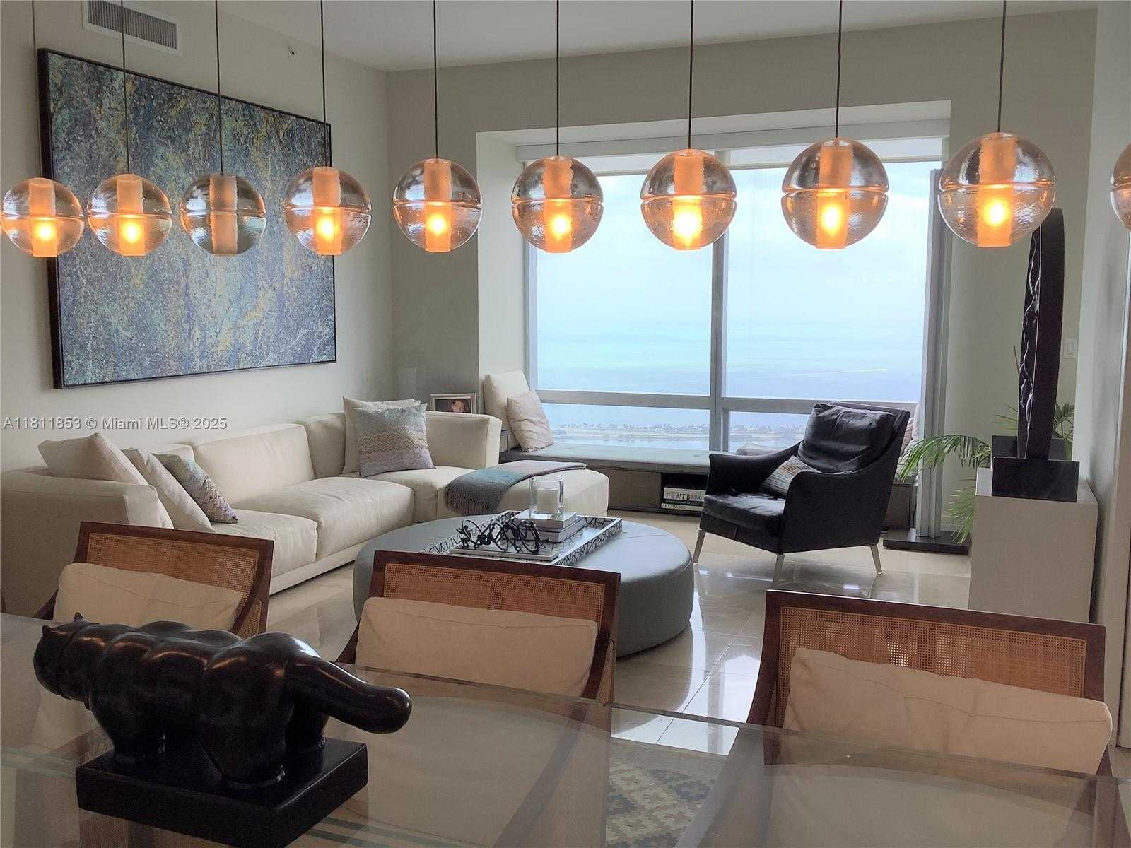 Small Image of 1425 BRICKELL AVE #55A, Miami Number 3