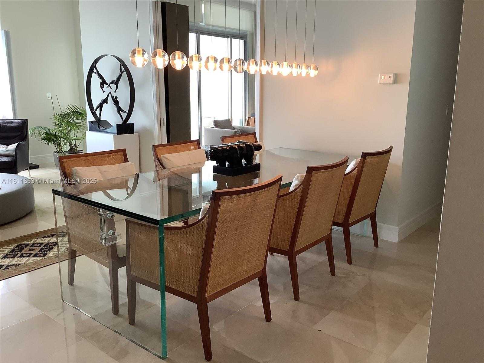 Small Image of 1425 BRICKELL AVE #55A, Miami Number 5