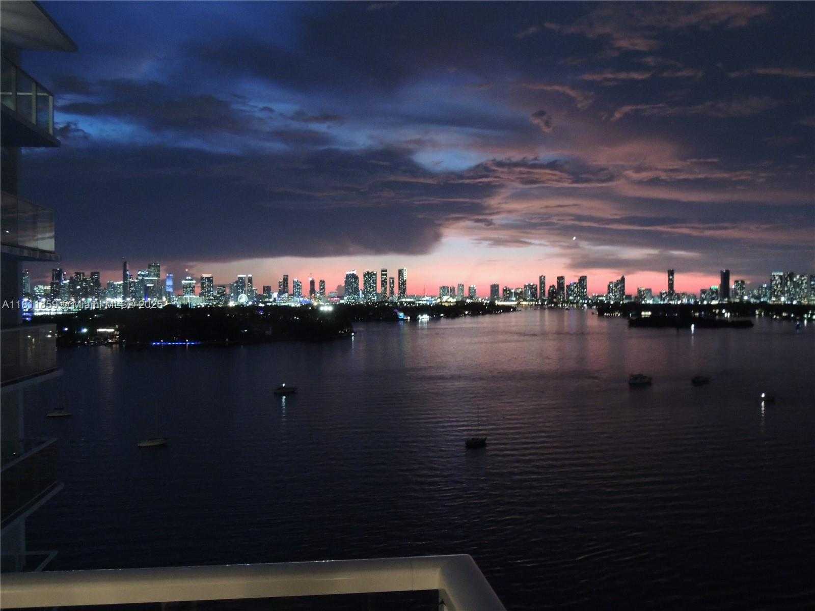 Small Image of 1000 WEST AVE #1420, Miami Beach Number 34