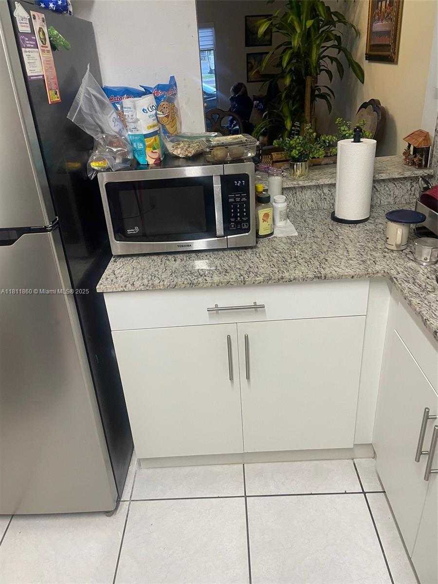 Small Image of 11309 #104-C, Miami Number 3