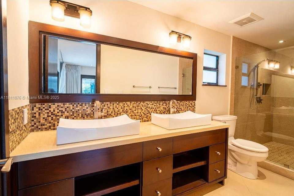 Small Image of 8799 SOUTH WEST 80TH ST, Miami Number 15
