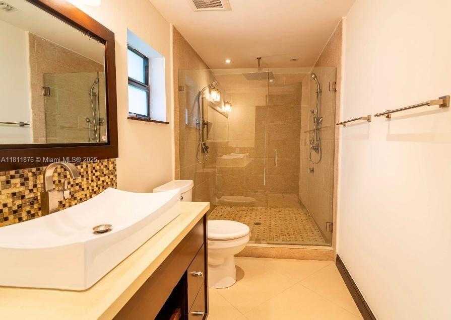 Small Image of 8799 SOUTH WEST 80TH ST, Miami Number 16
