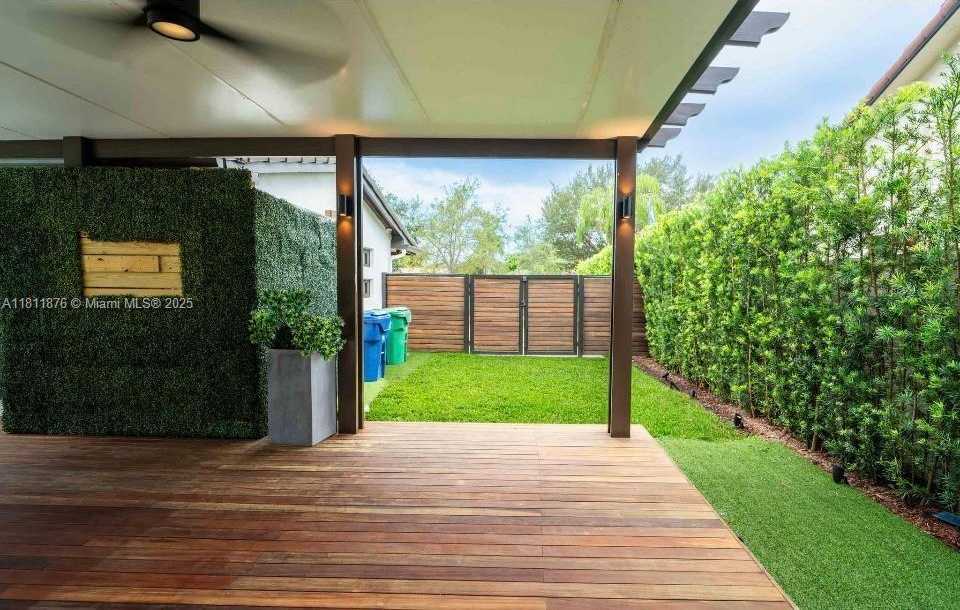 Small Image of 8799 SOUTH WEST 80TH ST, Miami Number 25