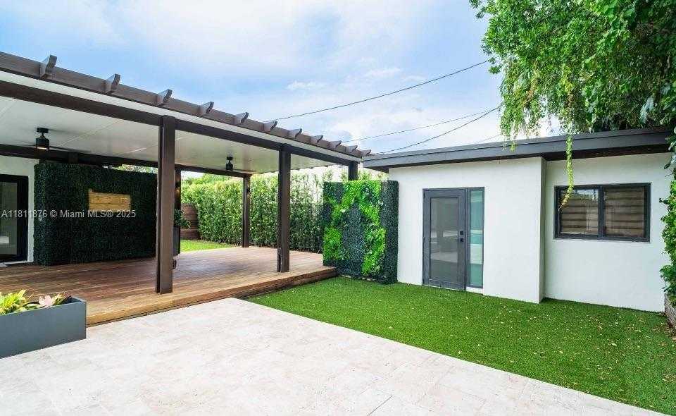 Small Image of 8799 SOUTH WEST 80TH ST, Miami Number 26