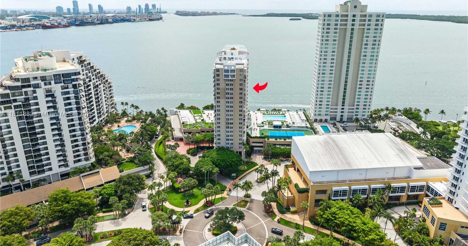 Small Image of 770 CLAUGHTON ISLAND DR #1008, Miami Number 38