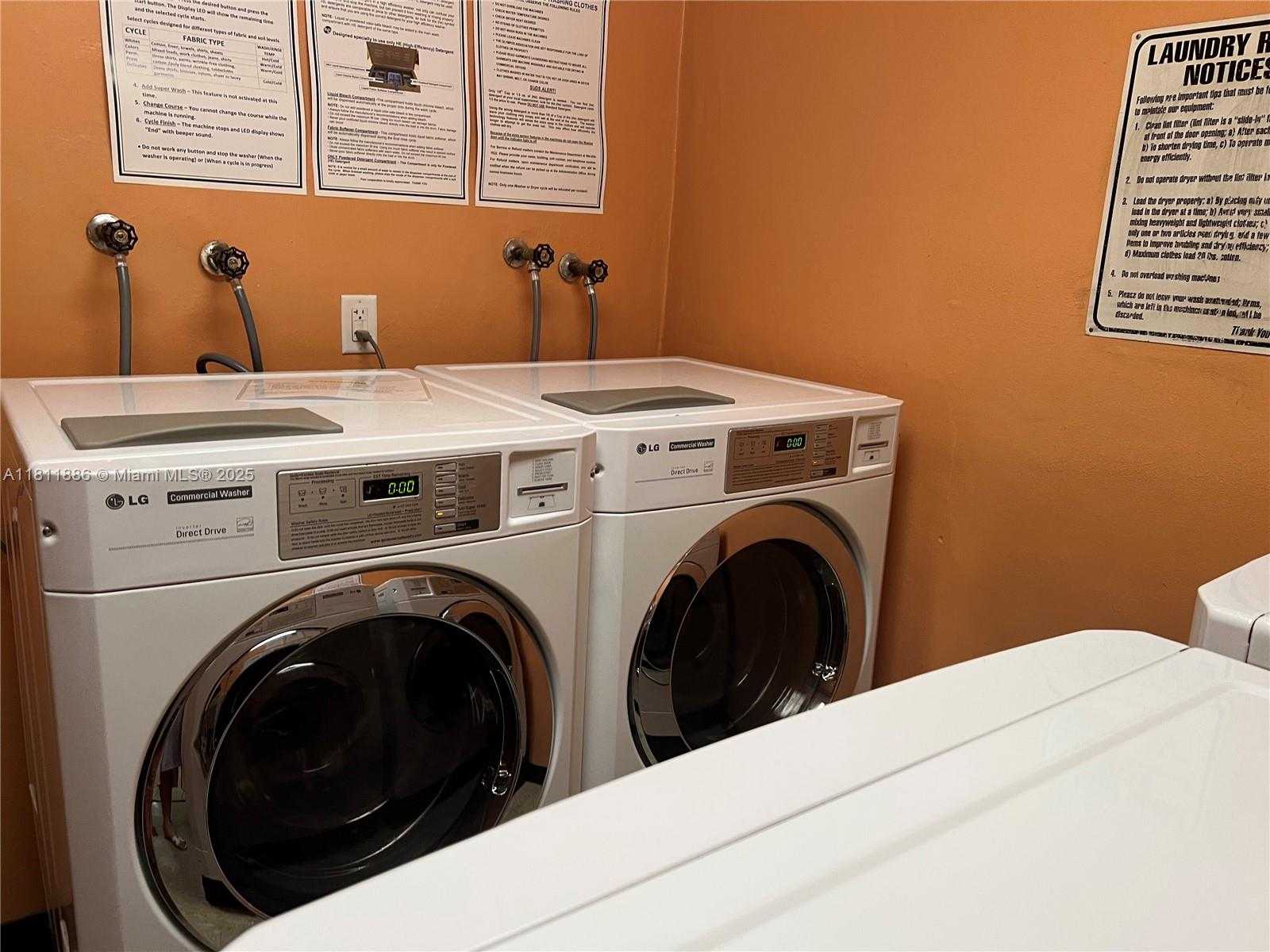 Small Image of 2500 PARKVIEW DR #2009, Hallandale Beach Number 17
