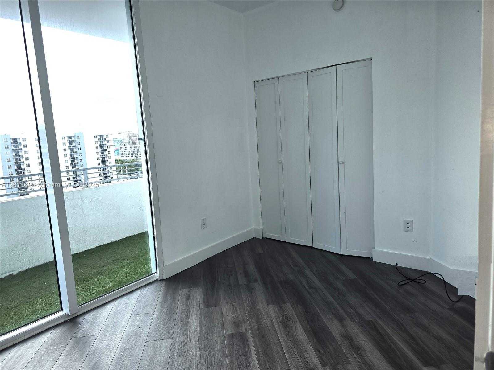 Small Image of 350 NORTH EAST 24TH ST #1008, Miami Number 12