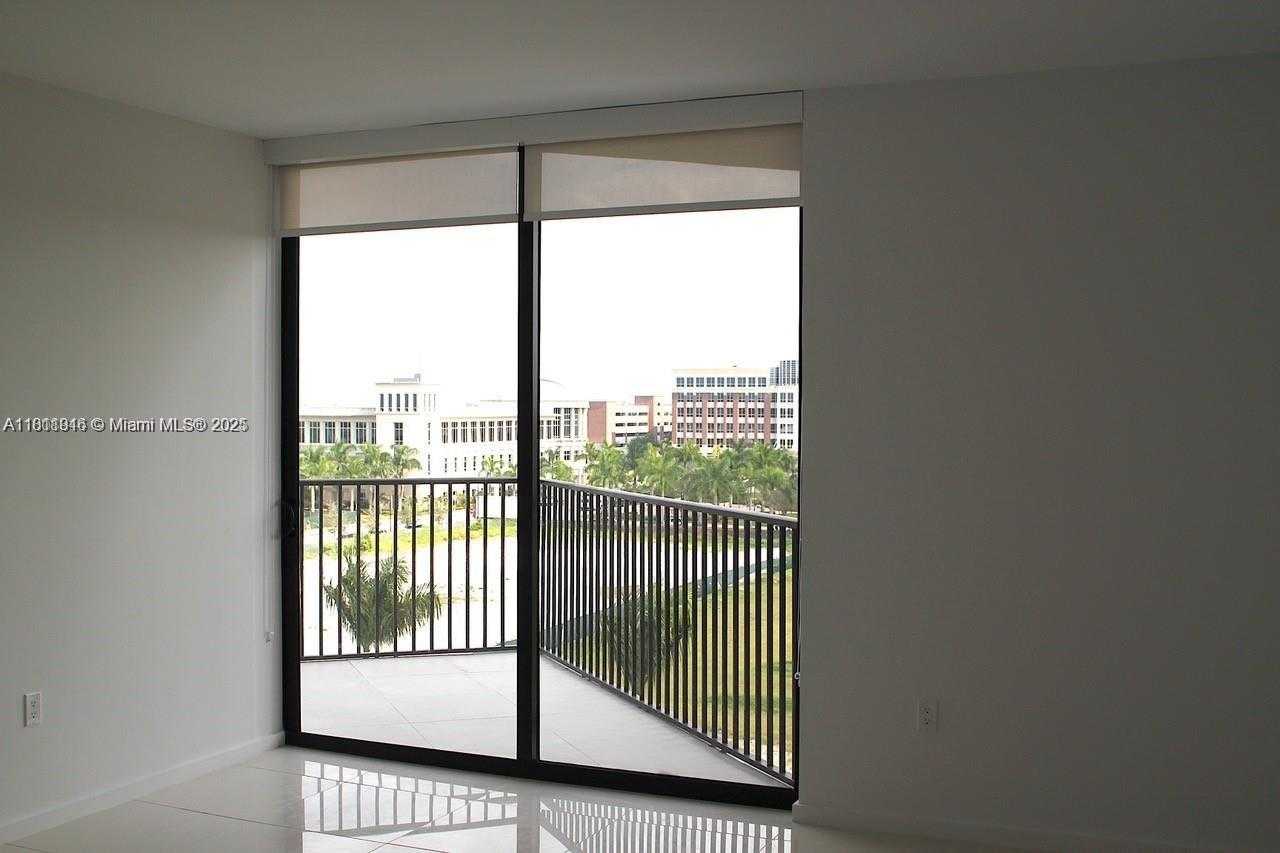Small Image of 5300 NORTH WEST 85TH AVE #407, Doral Number 2