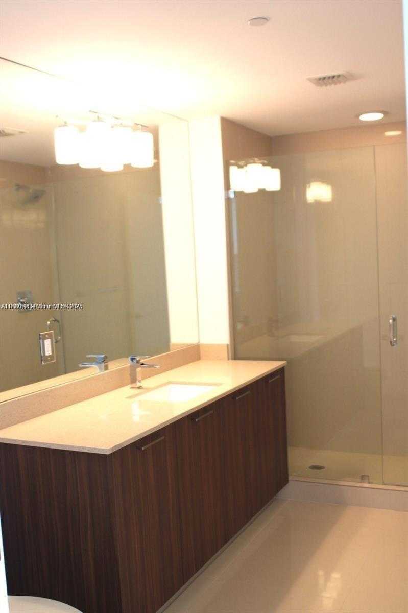 Small Image of 5300 NORTH WEST 85TH AVE #407, Doral Number 4