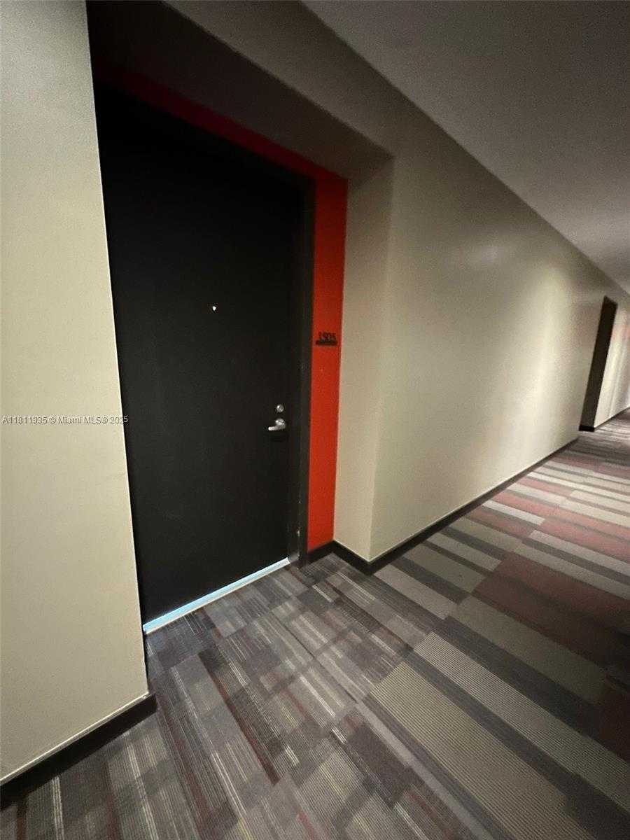 Small Image of 151 SOUTH EAST 1ST ST #1505, Miami Number 5