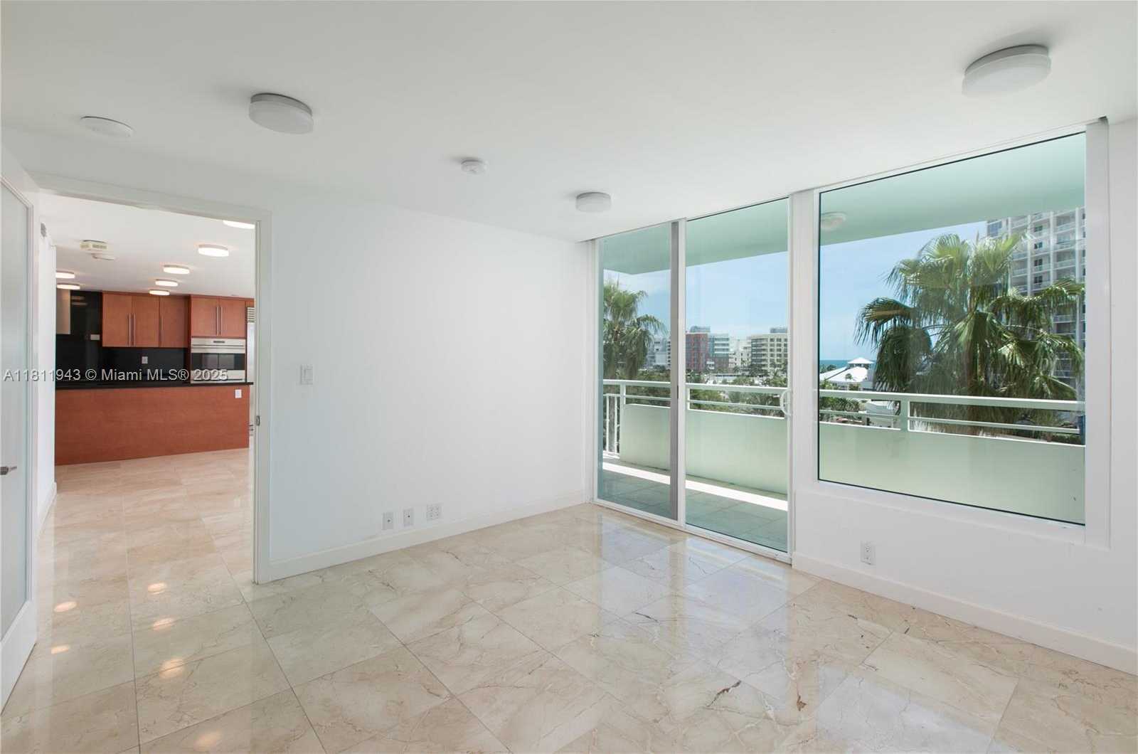 Small Image of 400 SOUTH POINTE DR #606, Miami Beach Number 8