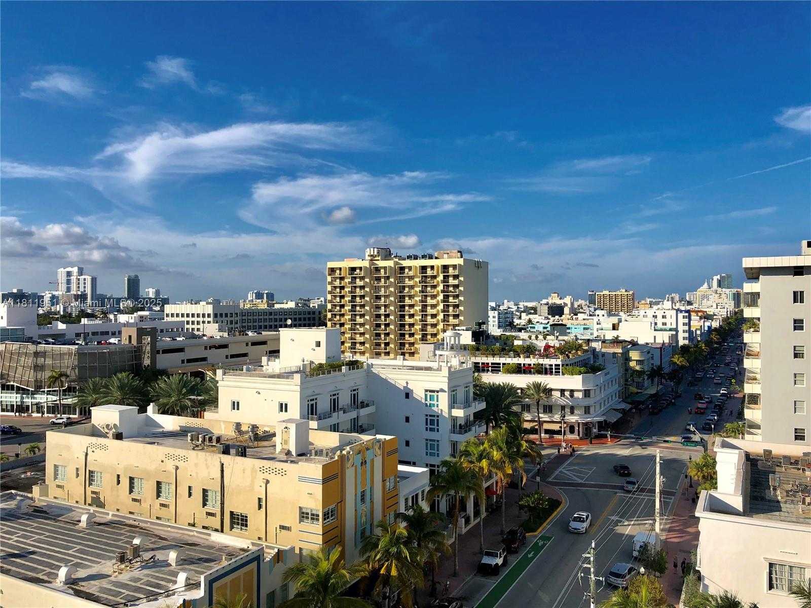 Small Image of 401 OCEAN DR #1001, Miami Beach Number 19