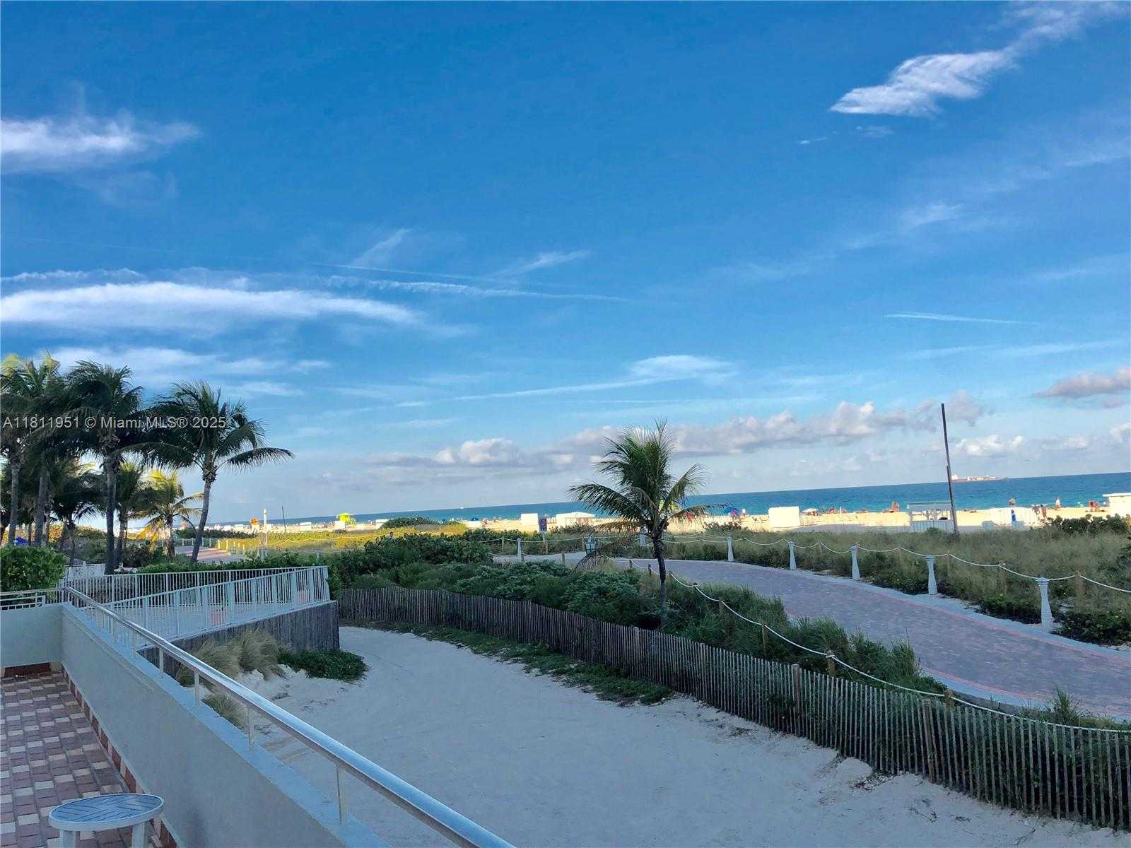 Small Image of 401 OCEAN DR #1001, Miami Beach Number 25