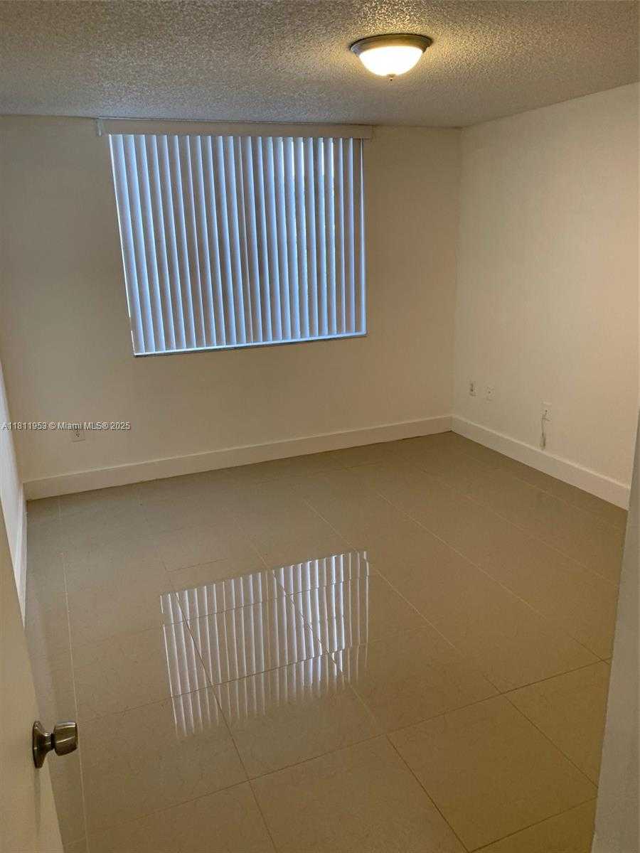 Small Image of 5825 WEST 25TH CT #211, Hialeah Number 3