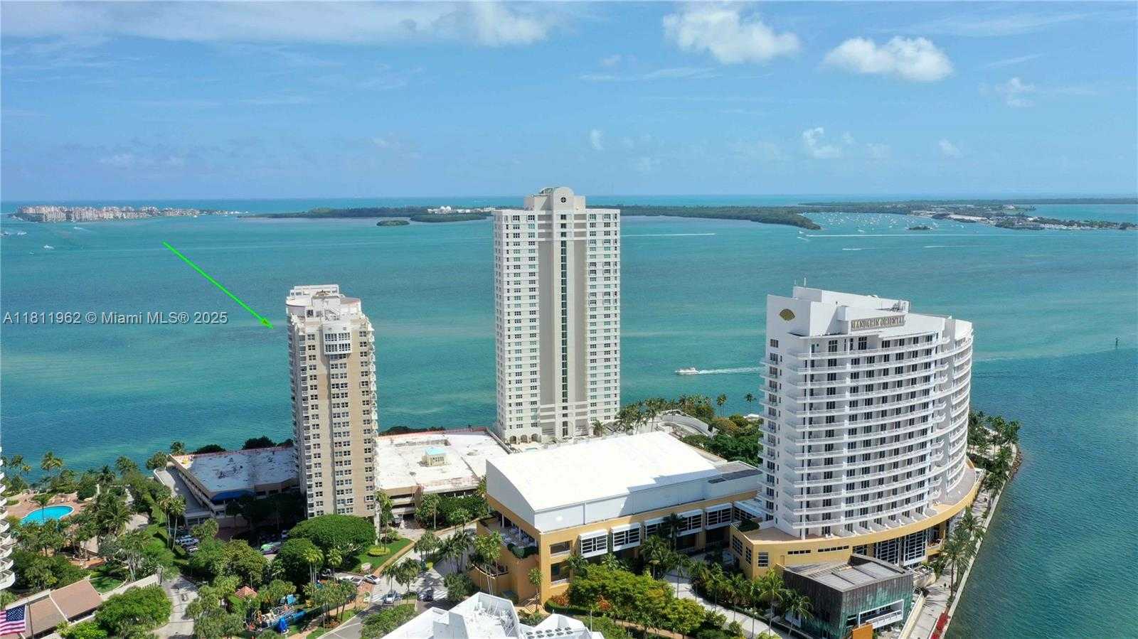 Small Image of 770 CLAUGHTON ISLAND DR #401, Miami Number 28