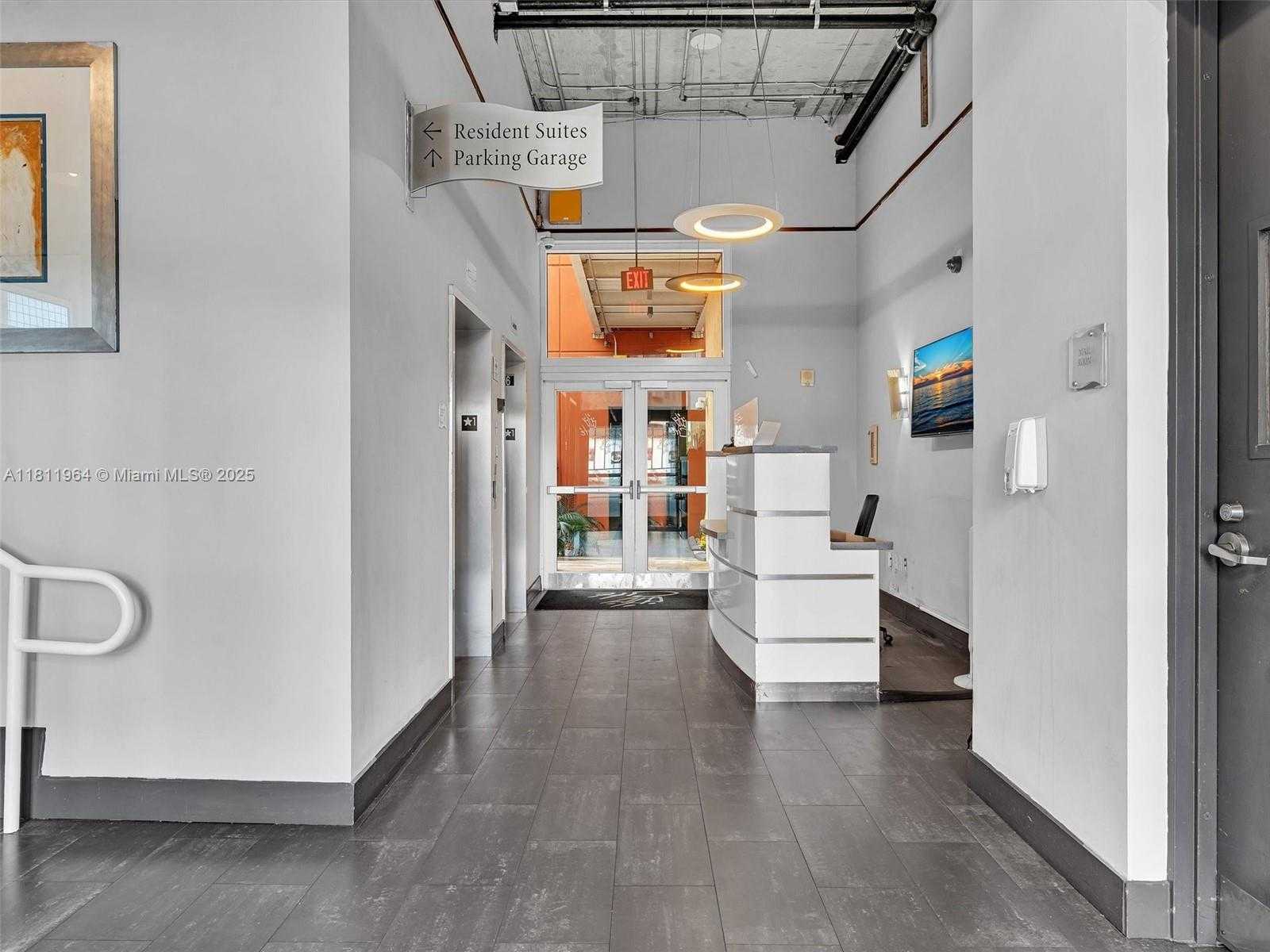 Small Image of 2001 BISCAYNE BLVD #3205, Miami Number 20