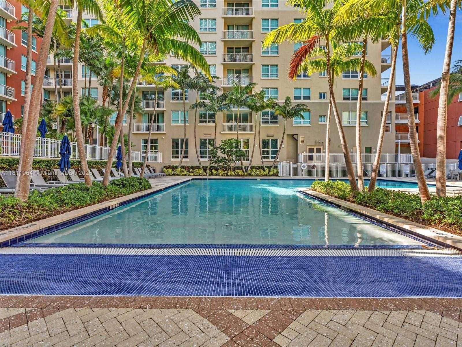 Small Image of 2001 BISCAYNE BLVD #3205, Miami Number 23