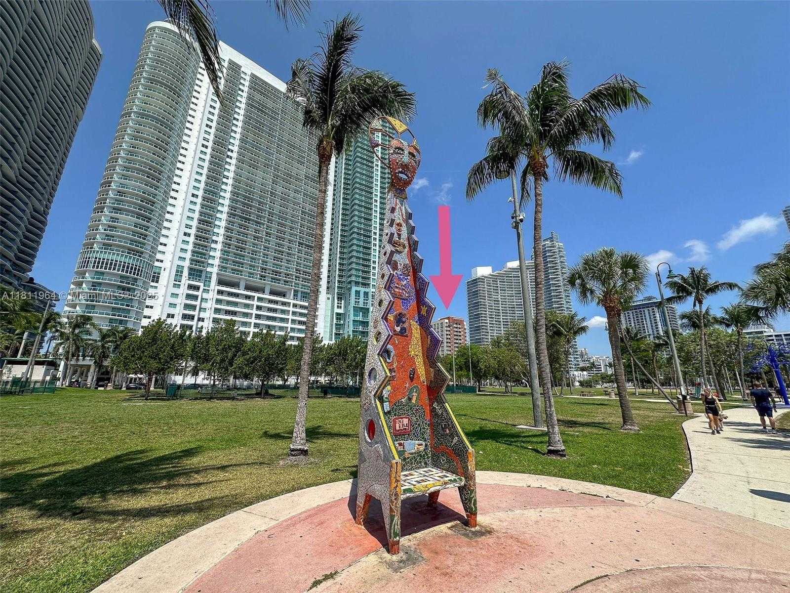 Small Image of 2001 BISCAYNE BLVD #3205, Miami Number 27