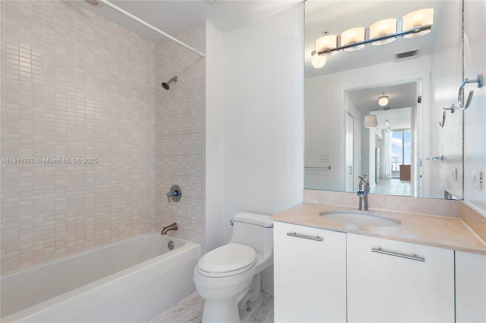 Small Image of 3470 EAST COAST AVE #H1401, Miami Number 11