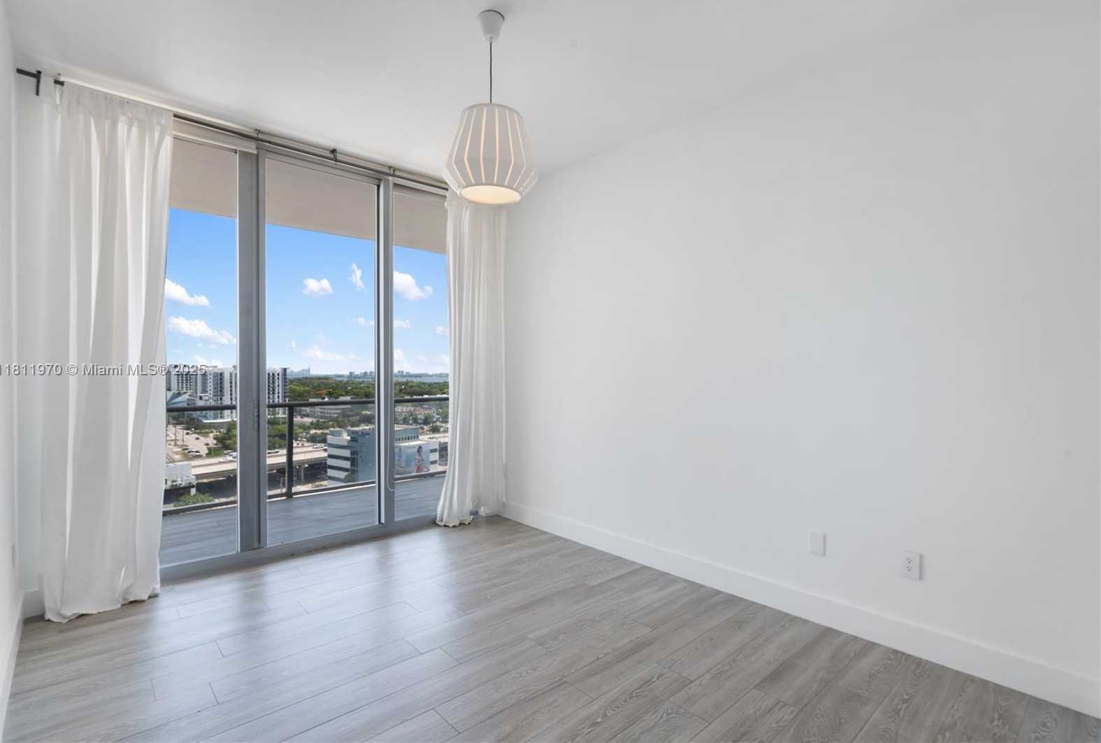 Small Image of 3470 EAST COAST AVE #H1401, Miami Number 13