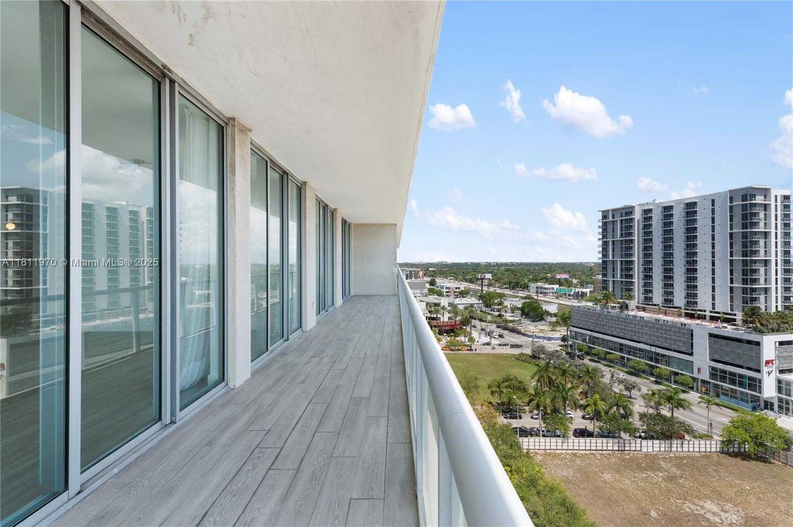 Small Image of 3470 EAST COAST AVE #H1401, Miami Number 6